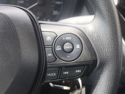 Used 2024 Toyota Corolla LE FWD image 8