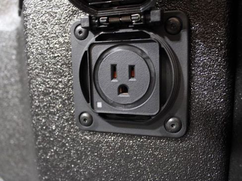 New 2025 GMC Hummer EV 2X image 16