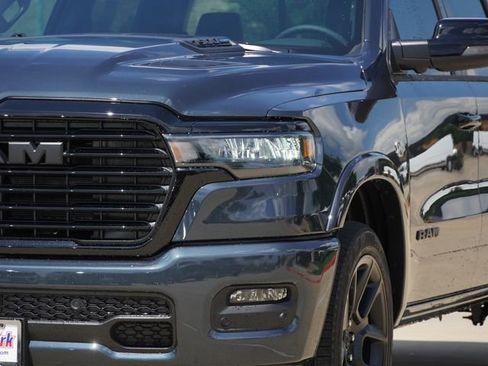 New 2026 RAM 1500 Laramie AWD/4WD image 4