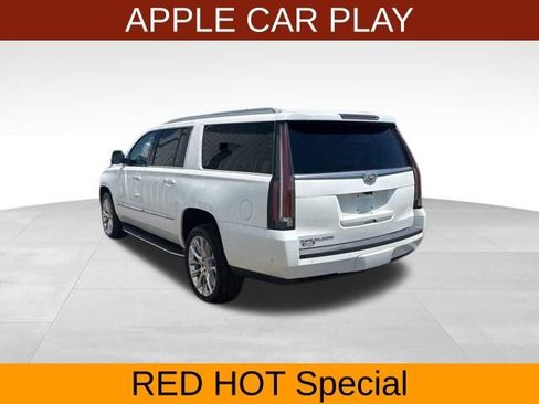 Used 2018 Cadillac Escalade ESV Luxury AWD/4WD image 5