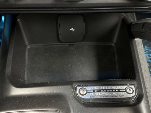 Used 2023 Ford Bronco Outer Banks image 17