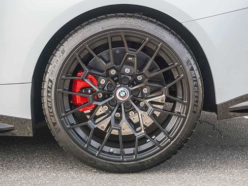 Used 2023 BMW M4 CSL image 10