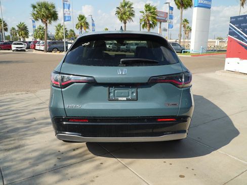New 2026 Honda HR-V EX-L image 6