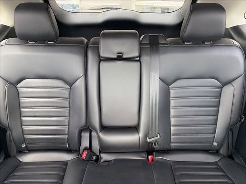 Used 2023 Ford Edge SEL w/ Convenience Package image 23