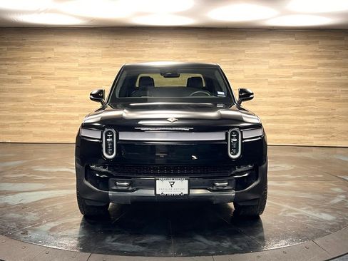 Used 2022 Rivian R1T Adventure image 5