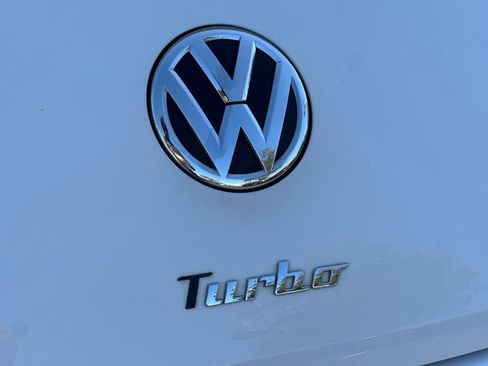 Used 2016 Volkswagen Beetle R-Line SEL image 31