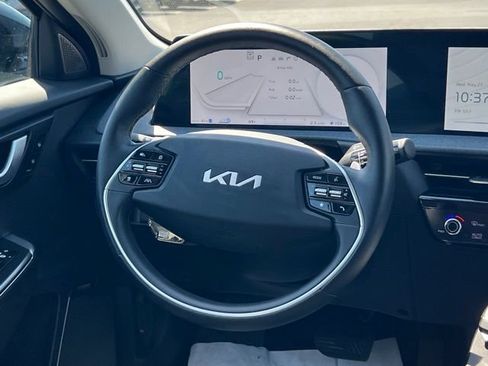 Used 2022 Kia EV6 Wind w/ Wind Technology Package AWD/4WD image 14