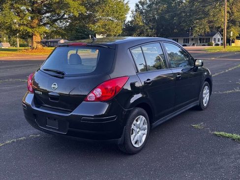 Used 2011 Nissan Versa 1.8 S w/ Plus Pkg image 8