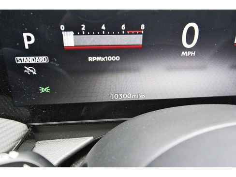 Used 2025 Nissan Kicks SR FWD image 10