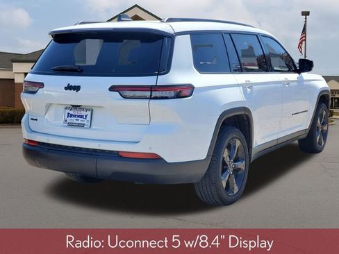 Used 2024 Jeep Grand Cherokee L Altitude image 4