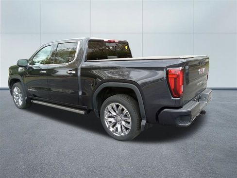 Used 2026 GMC Sierra 1500 Denali AWD/4WD image 3