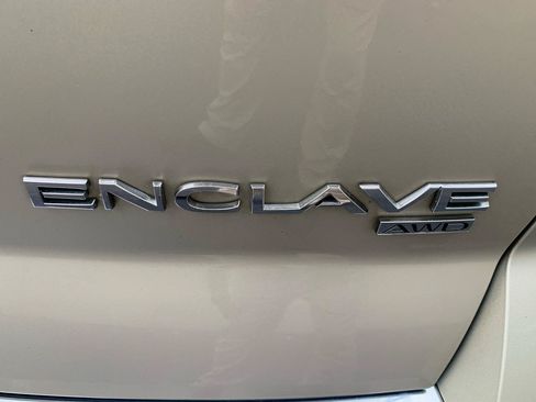 Used 2014 Buick Enclave Leather AWD/4WD image 36