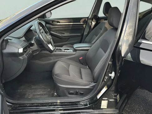 Used 2019 Nissan Altima 2.5 SV AWD/4WD image 17