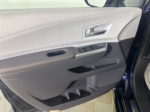 Used 2024 Toyota Sienna XSE w/ XSE Plus Package AWD/4WD image 12