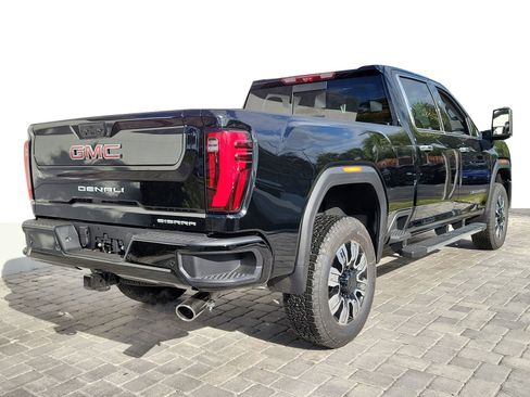 New 2026 GMC Sierra 2500 Denali w/ Denali Reserve Package image 6
