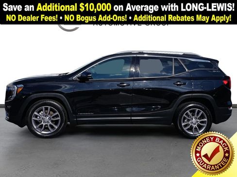 Used 2024 GMC Terrain SLT image 2