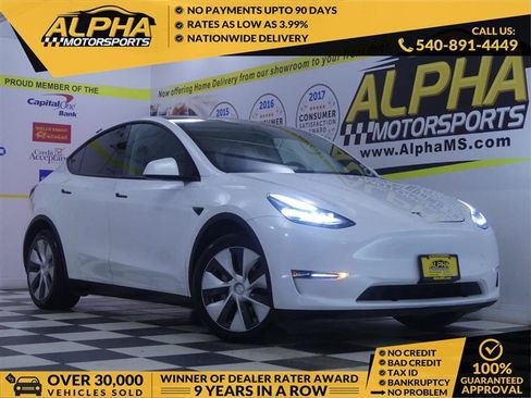 Used 2021 Tesla Model Y Long Range AWD/4WD image 1