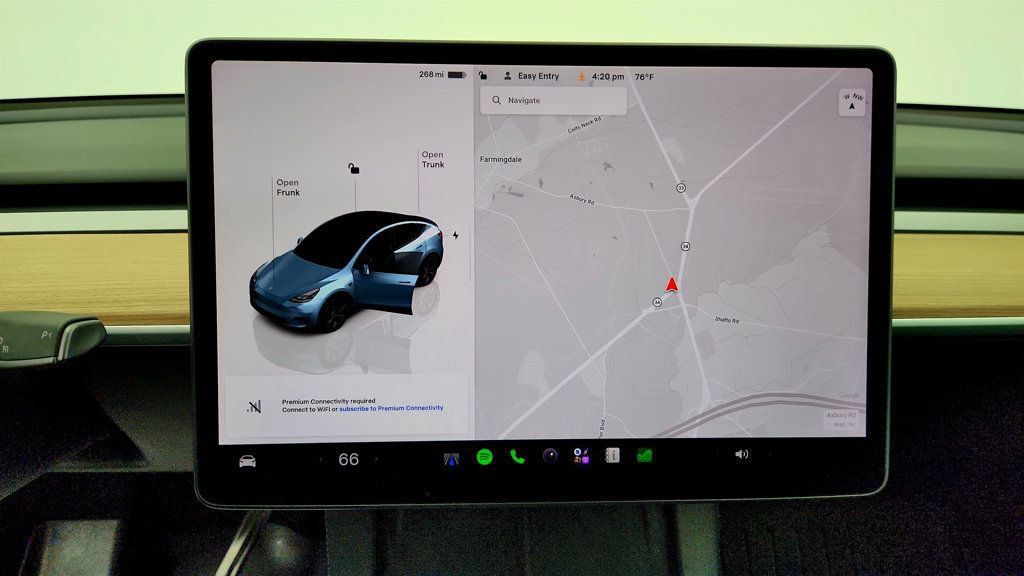 Used 2025 Tesla Model Y Long Range RWD image 23