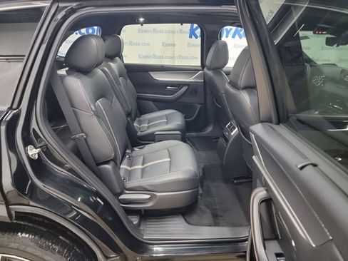 Certified 2024 MAZDA CX-90 3.3 Turbo S w/ Premium Package image 13