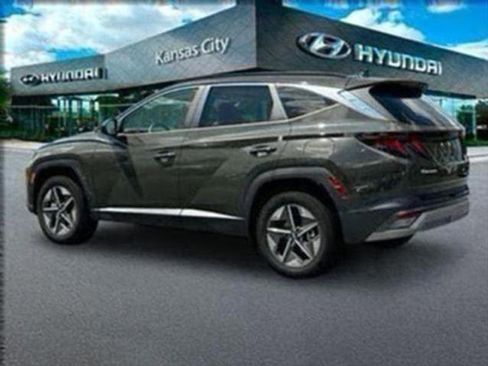 Certified 2025 Hyundai Tucson SEL image 4