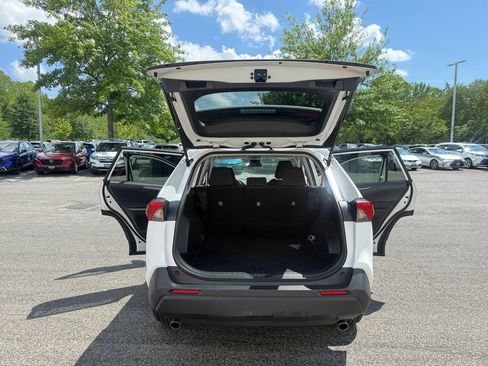 Used 2025 Toyota RAV4 LE AWD/4WD image 27
