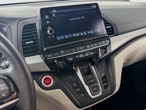 Used 2025 Honda Odyssey EX-L image 16