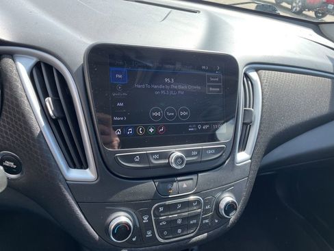 Used 2024 Chevrolet Malibu LT image 18