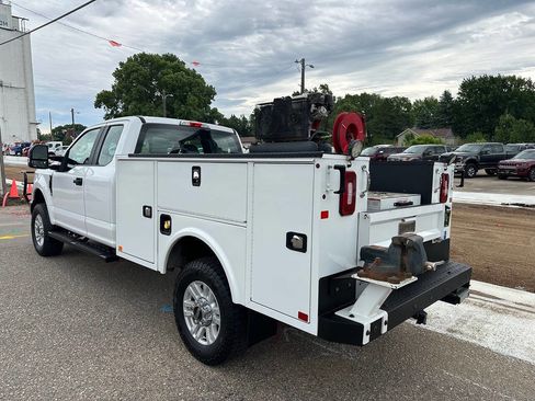 Used 2019 Ford F350 XL w/ XL Value Package AWD/4WD image 3