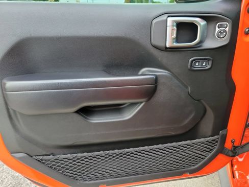 Used 2020 Jeep Wrangler Unlimited Sport AWD/4WD image 19