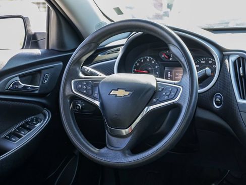 Used 2023 Chevrolet Malibu LT FWD image 25