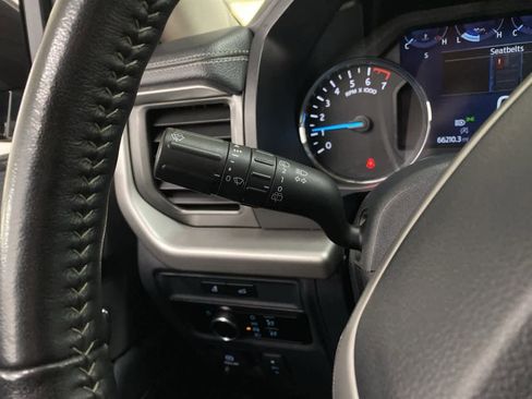 Used 2024 Ford Expedition Max XLT image 22