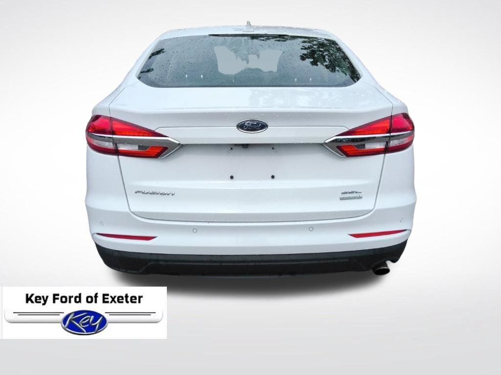 Used 2019 Ford Fusion SEL FWD image 11