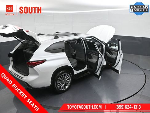 Used 2023 Toyota Highlander Platinum image 58