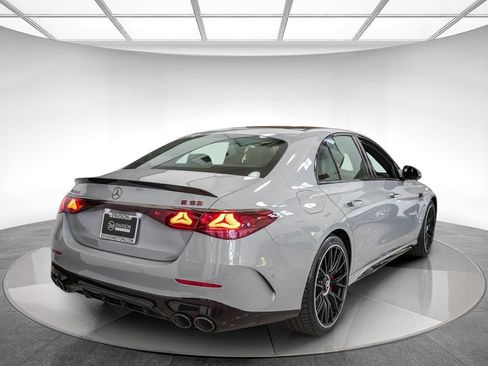 New 2026 Mercedes-Benz E 53 AMG e 4MATIC Sedan image 4