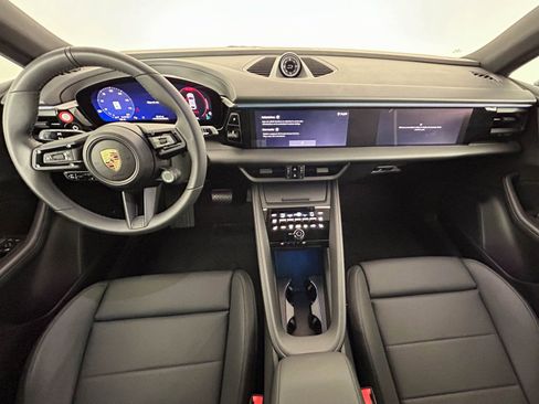 Used 2024 Porsche Macan 4 Electric image 13