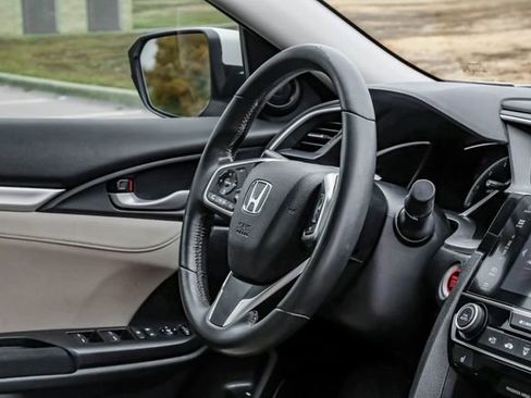 Used 2018 Honda Civic EX-T image 19