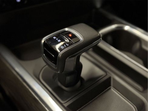 Certified 2022 Chevrolet Silverado 1500 LTZ image 19