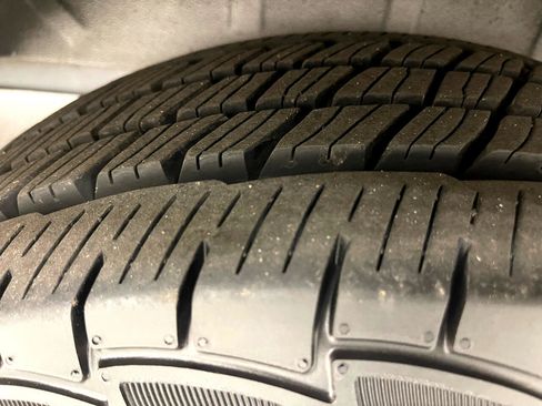 Used 2021 Ford Transit 350 XLT image 8