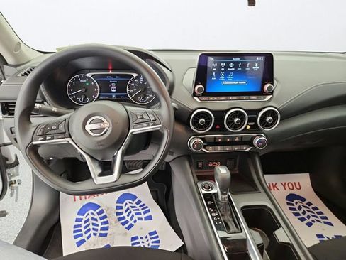 Used 2025 Nissan Sentra SV FWD image 13