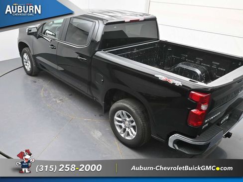 Used 2025 Chevrolet Silverado 1500 LT image 22