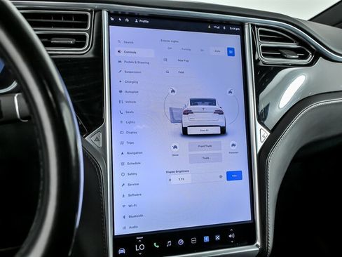 Used 2016 Tesla Model X 75D AWD/4WD image 32