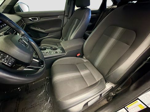 Used 2023 Honda Civic Sport image 11