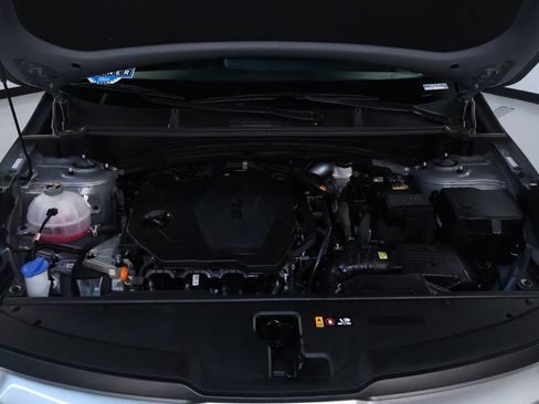 Used 2024 Kia Sportage LX image 32