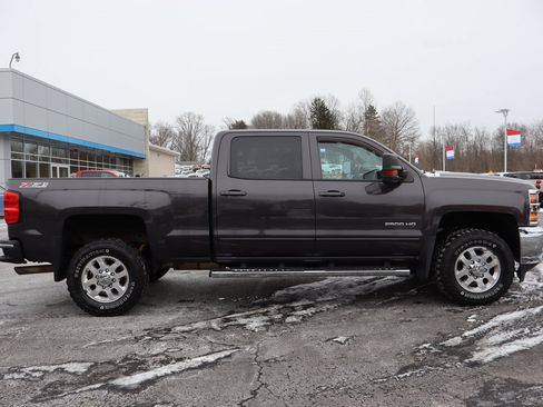Used 2015 Chevrolet Silverado 2500 LT w/ LT Convenience Package image 1