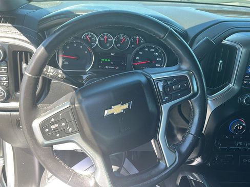 Used 2022 Chevrolet Silverado 3500 LTZ w/ LTZ Convenience Package AWD/4WD image 11