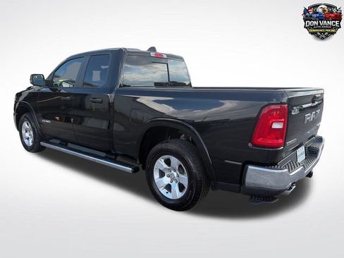 Used 2025 RAM 1500 Big Horn AWD/4WD image 4