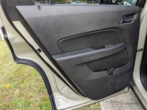 Used 2015 GMC Terrain SLE image 29