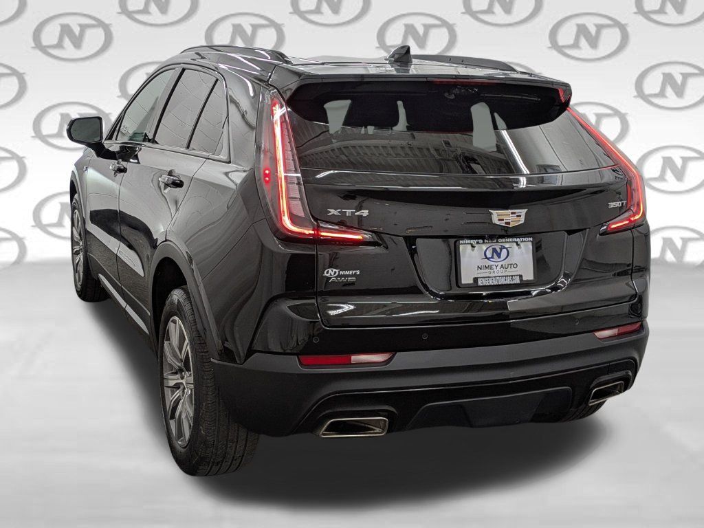 Used 2022 Cadillac XT4 Sport w/ Enhanced Visibility Package AWD/4WD image 33