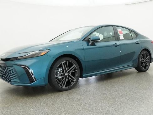 New 2026 Toyota Camry XSE FWD image 17