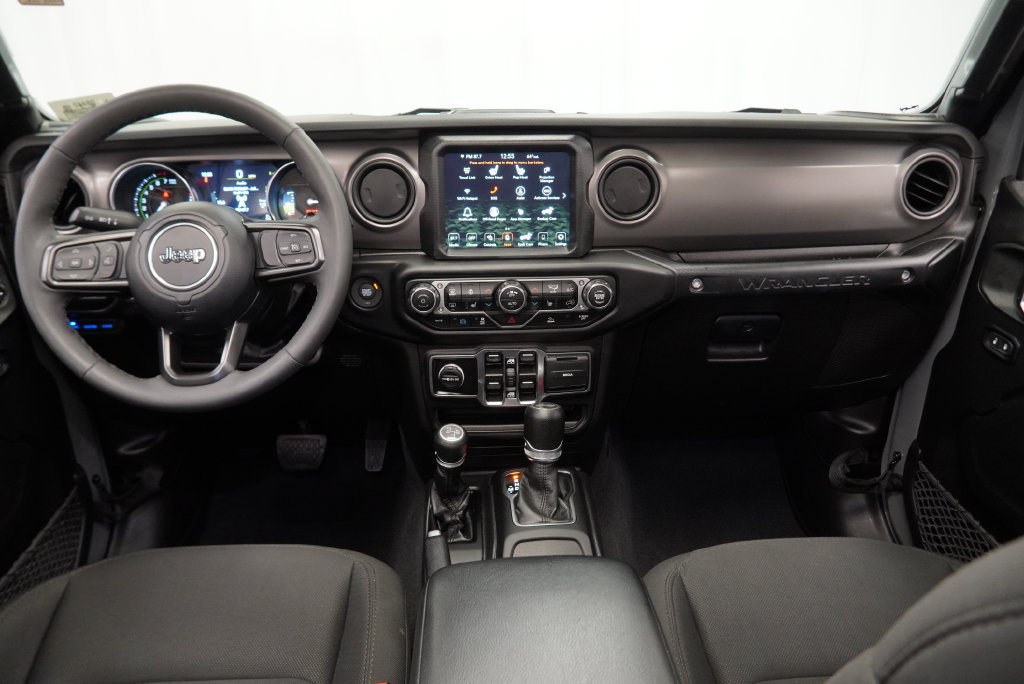 Used 2023 Jeep Wrangler Unlimited w/ Sun & Screen Package AWD/4WD image 2